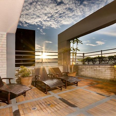 Cyan Suites Poblado By Mde Bnb Medellín Exterior foto